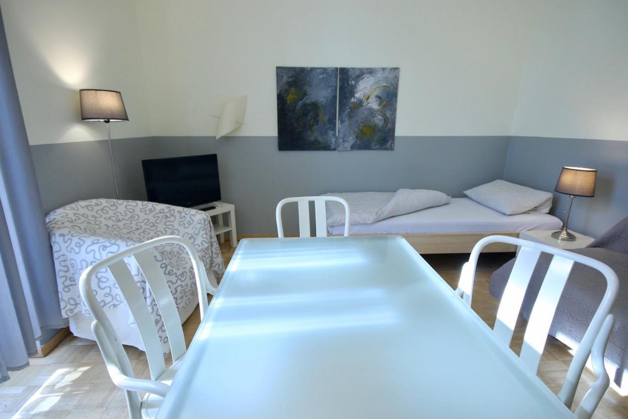 Moderne Studio Apartments Und 4 Zimmer Wohnungen In Oberhausen, Ideal Fuer Geschaeftsreisende Und Monteure Exterior photo